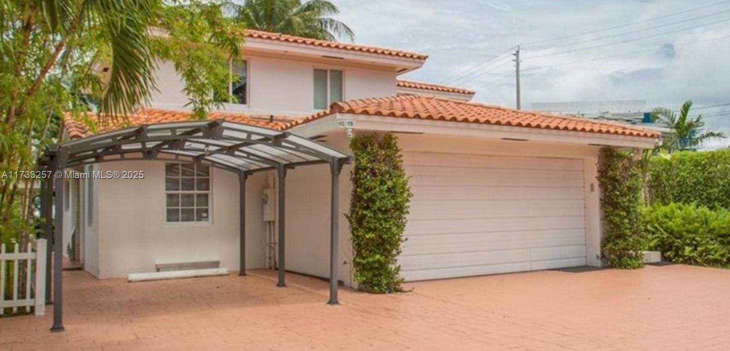 700 W 47th St, Miami Beach, Miami-Dade County, Florida - 4 Bedrooms  
3 Bathrooms - 