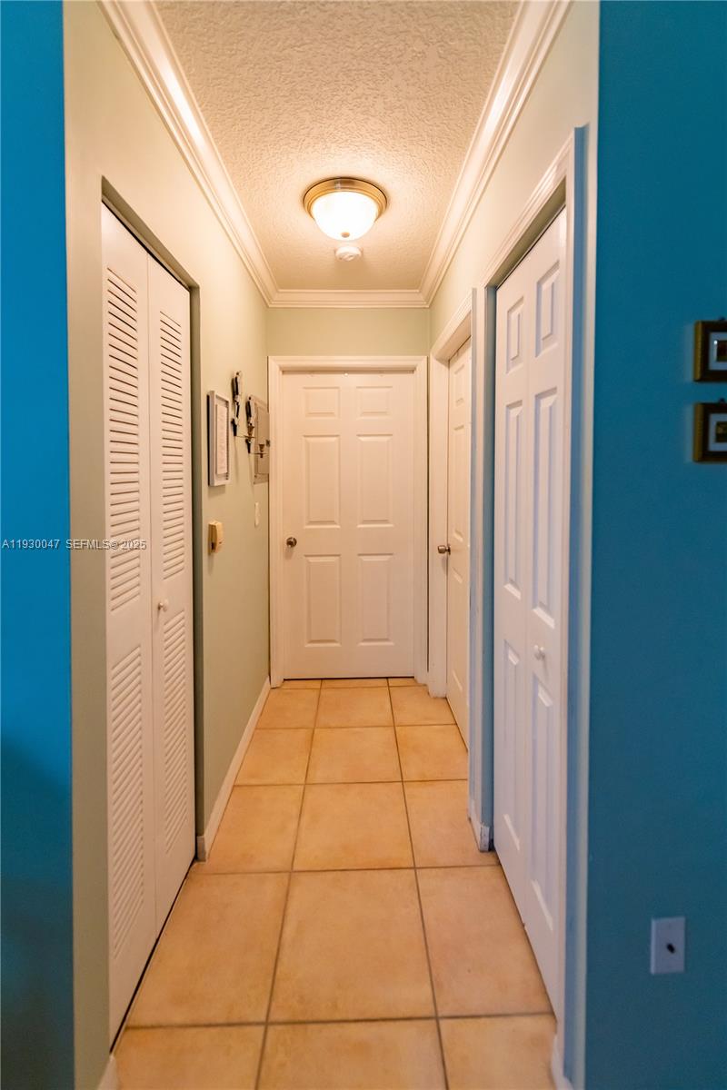 SEVENTEENTH PLACE CONDO - Residential