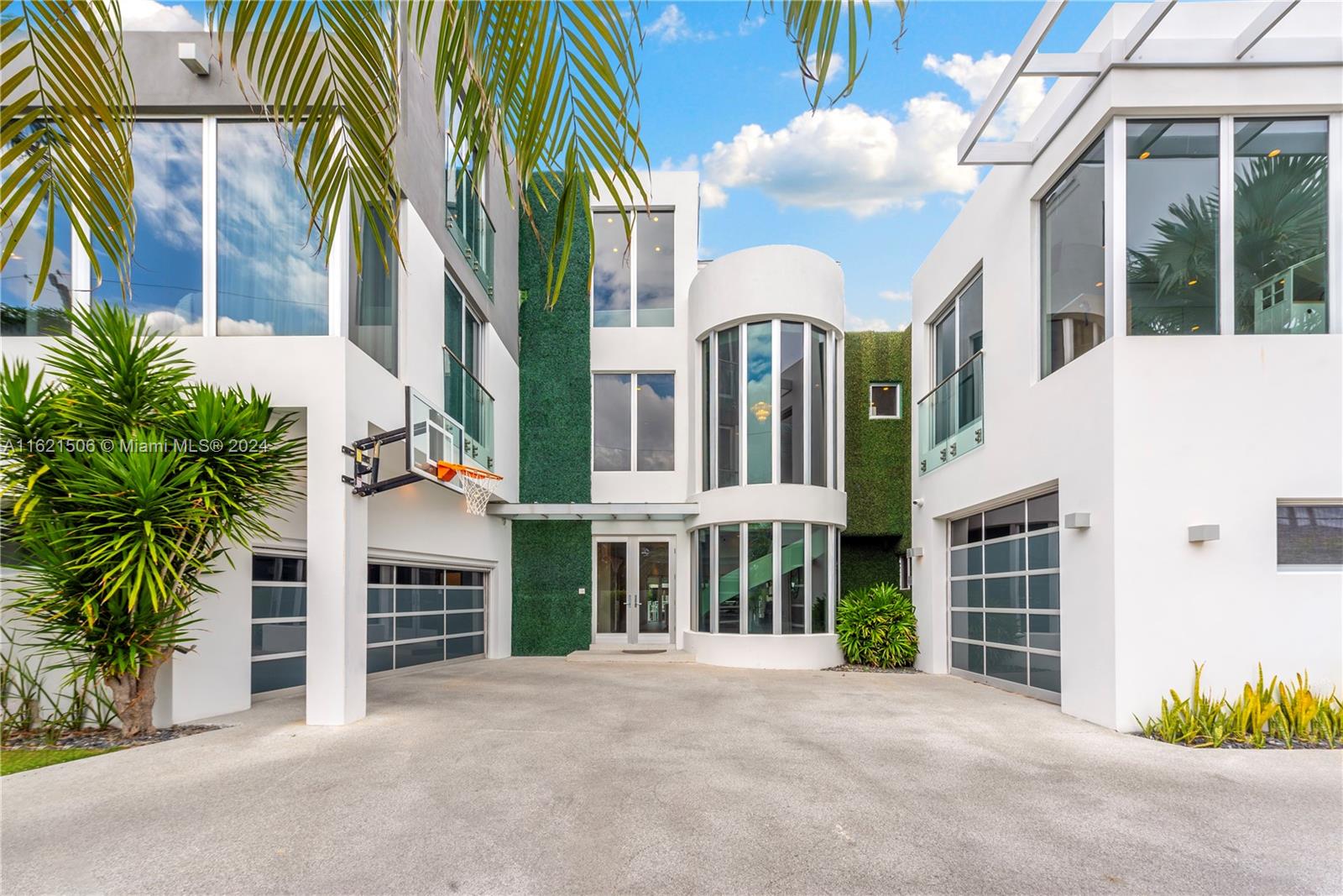 1319 Seminole Dr, Fort Lauderdale, FL, 33304/$55,000 3 1319 Seminole Dr