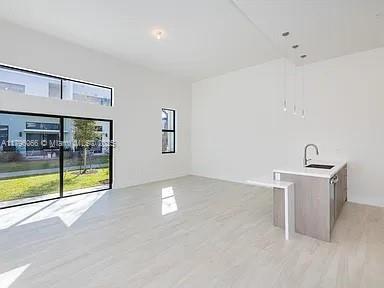 4500 Nw 8th Pl 4500, Plantation, Miami-Dade County, Florida - 2 Bedrooms  
3 Bathrooms - 