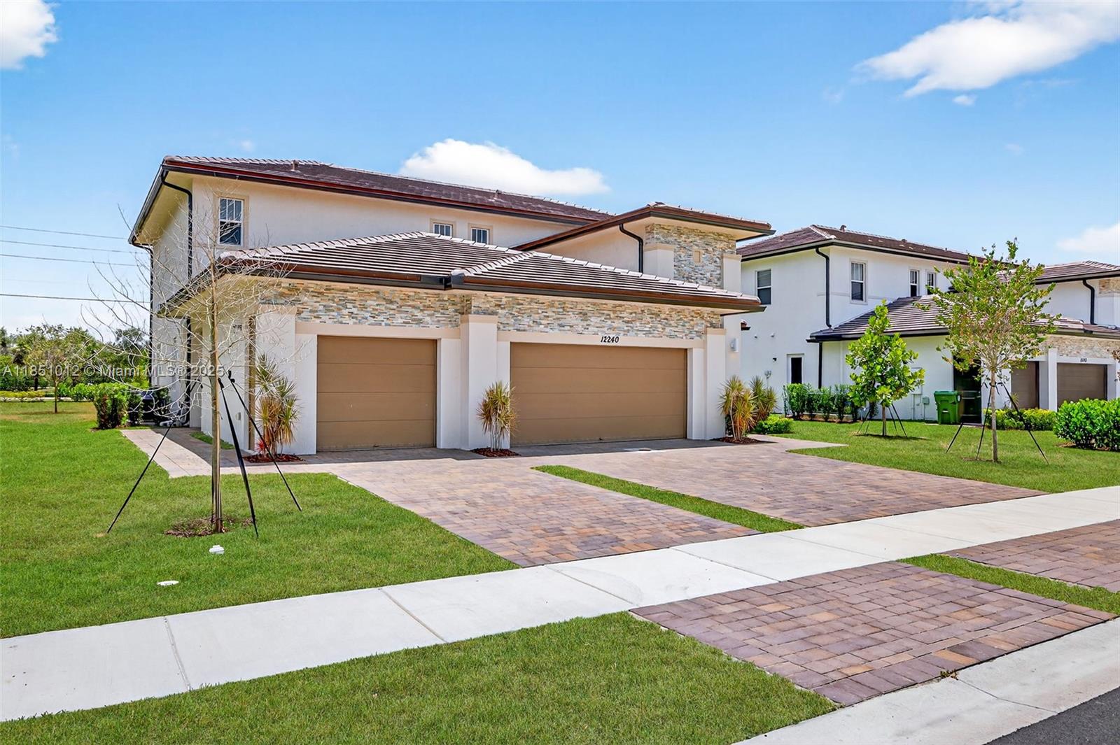 RESERVE AT DAVIE - Residential