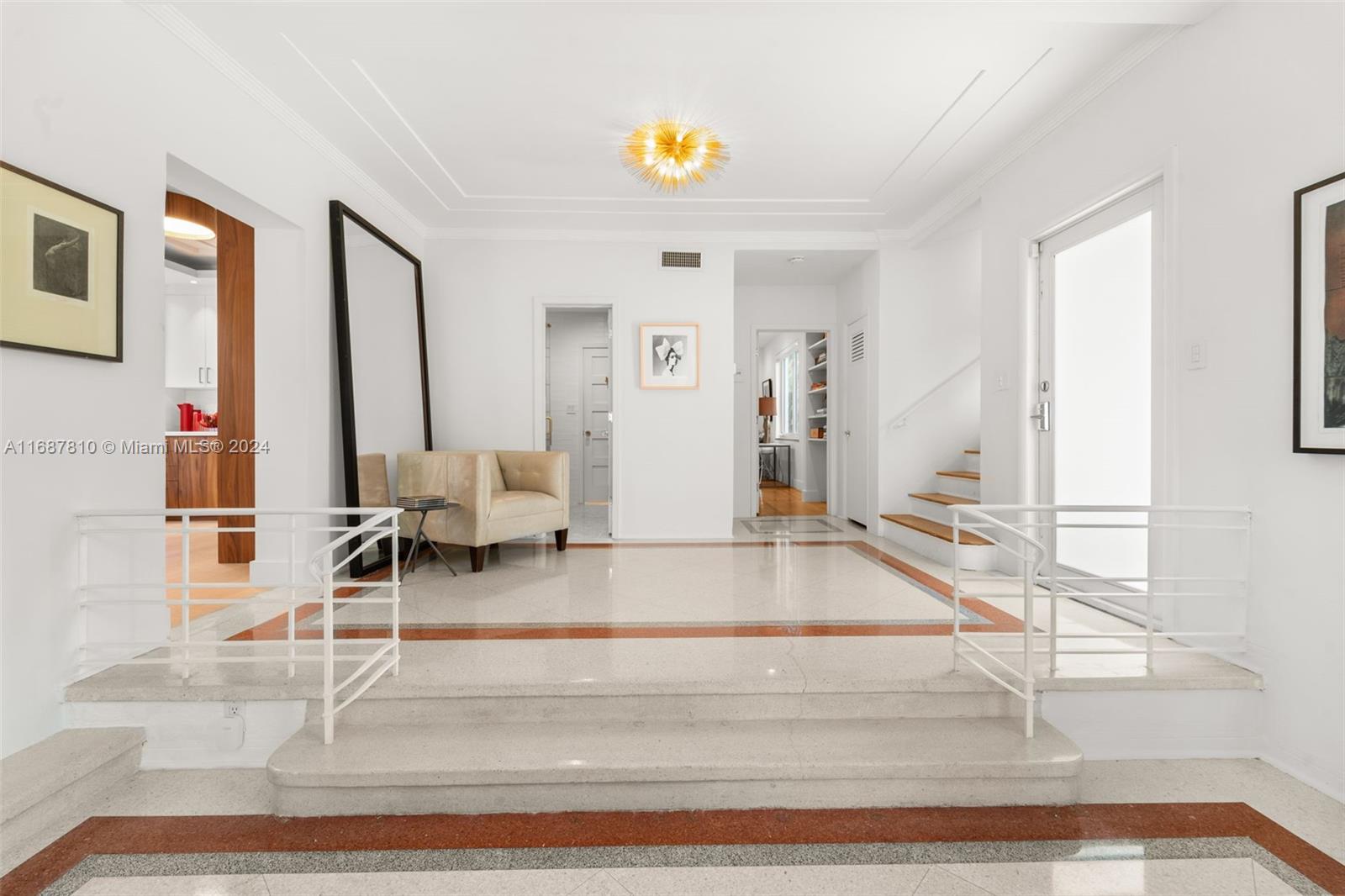 SURPRISE LAKE - Residential