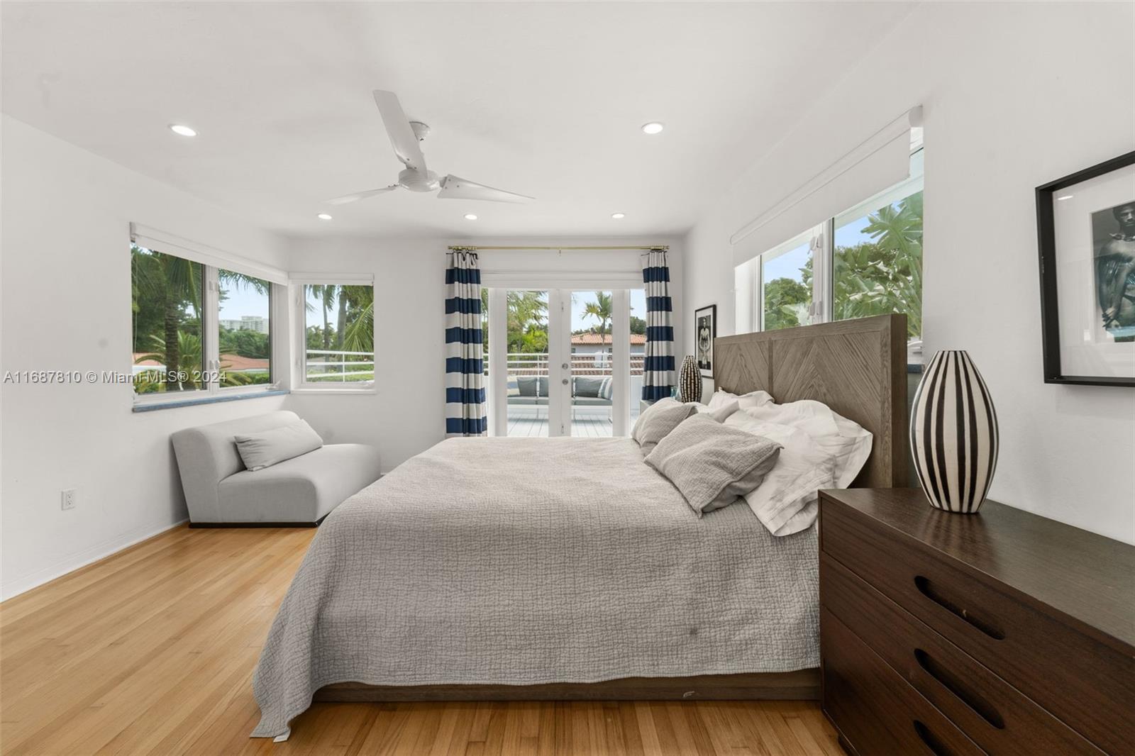 SURPRISE LAKE - Residential