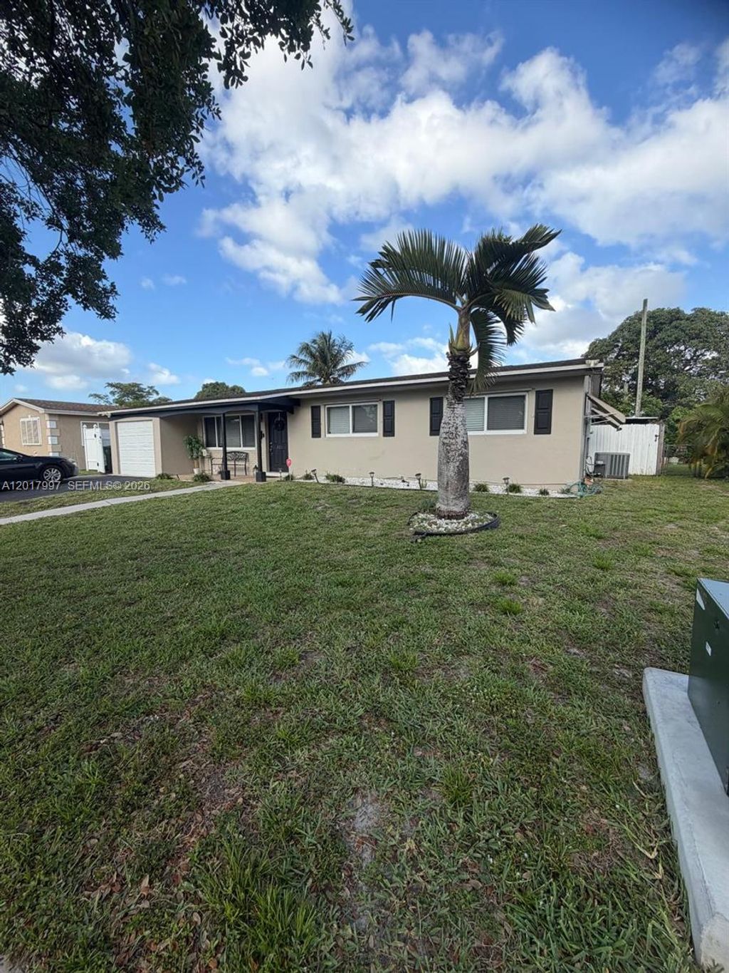 Photo of 621 SW 71st Ter, Pembroke Pines, FL 33023 (MLS # A12017997)