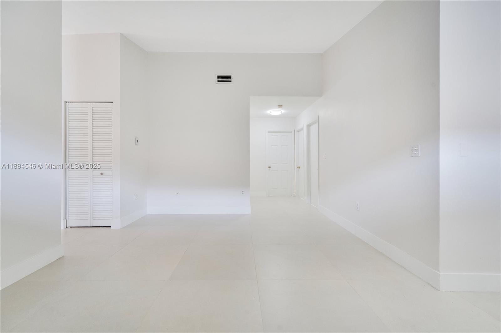 LAS MANSIONES AT BEL AIR - Residential