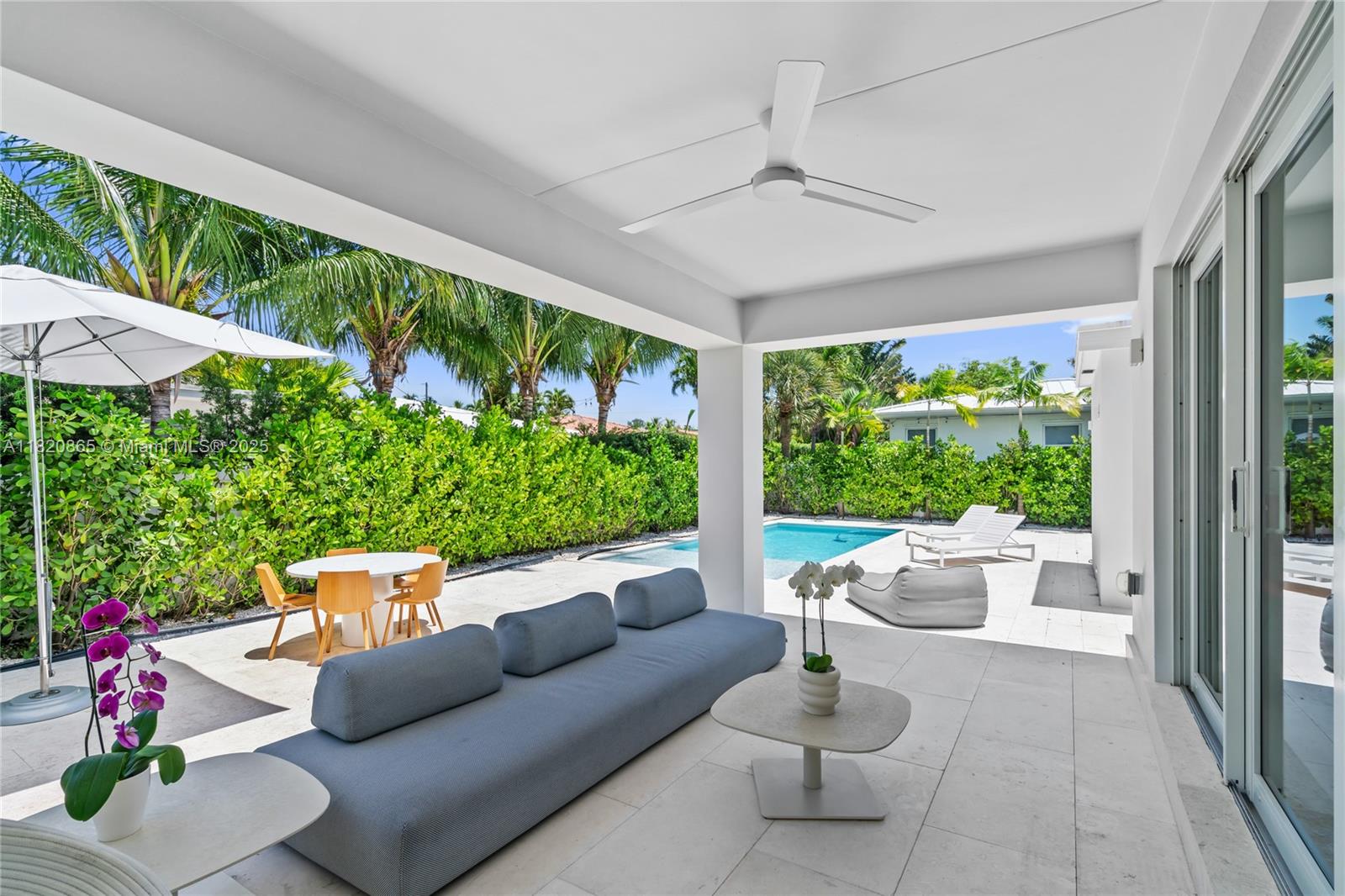 ALTOS DEL MAR NO 4 - Residential