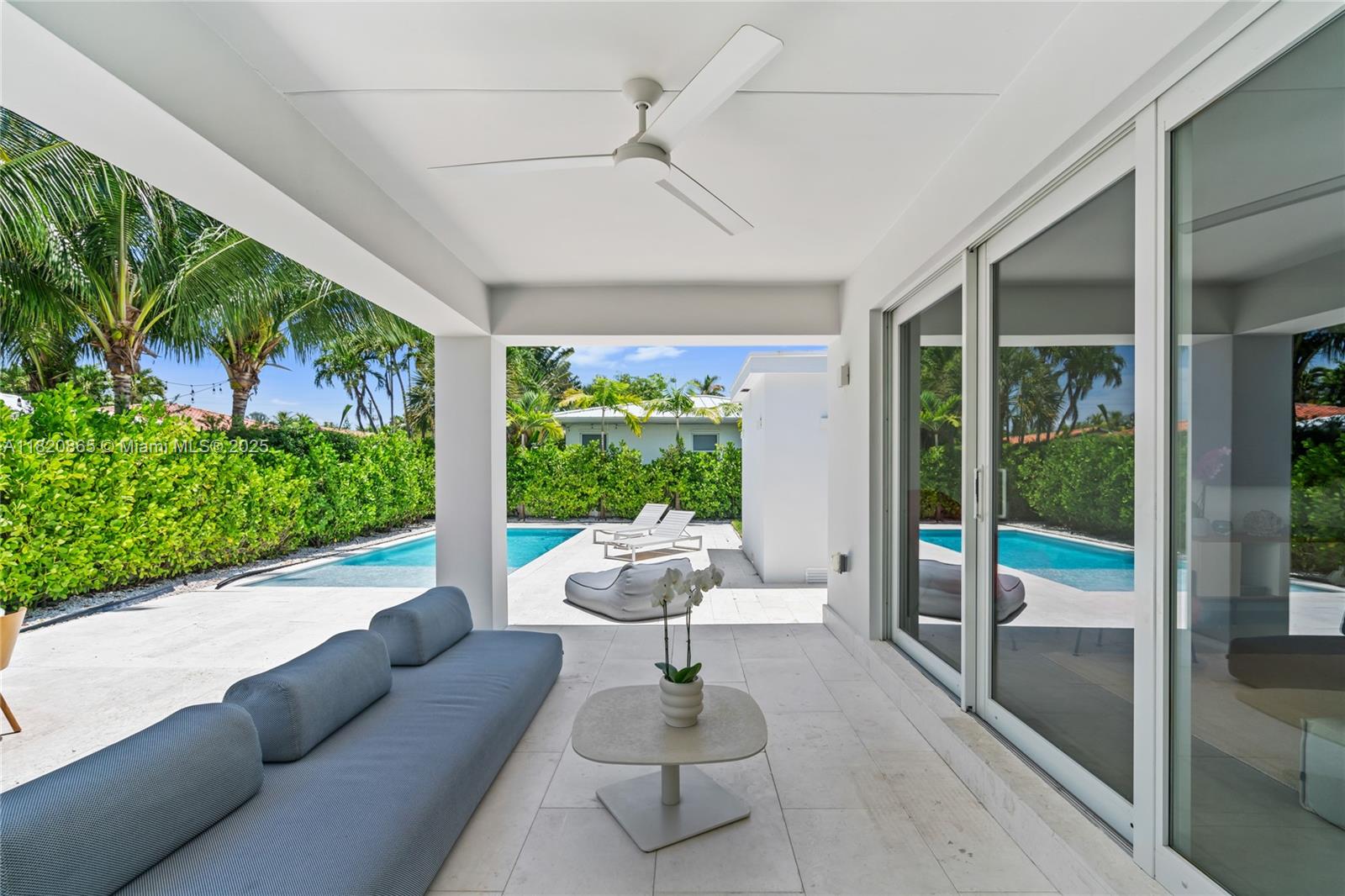 ALTOS DEL MAR NO 4 - Residential