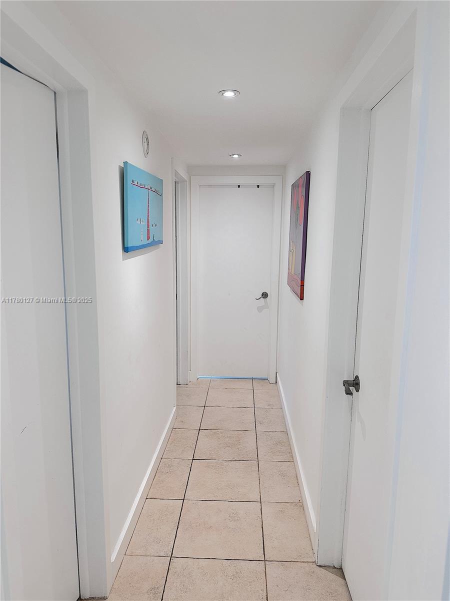 CORONADO HARBOR - Residential