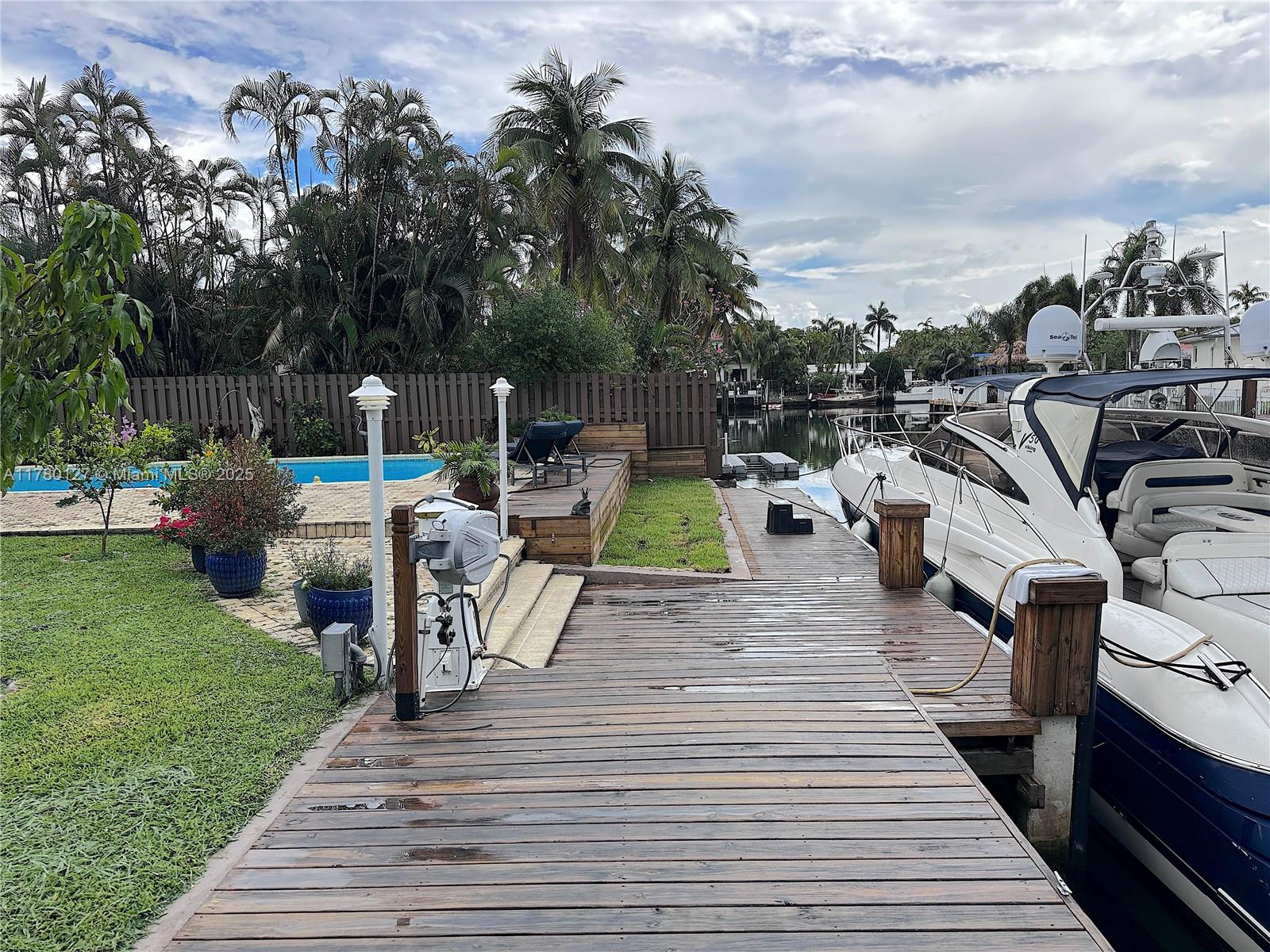 CORONADO HARBOR - Residential