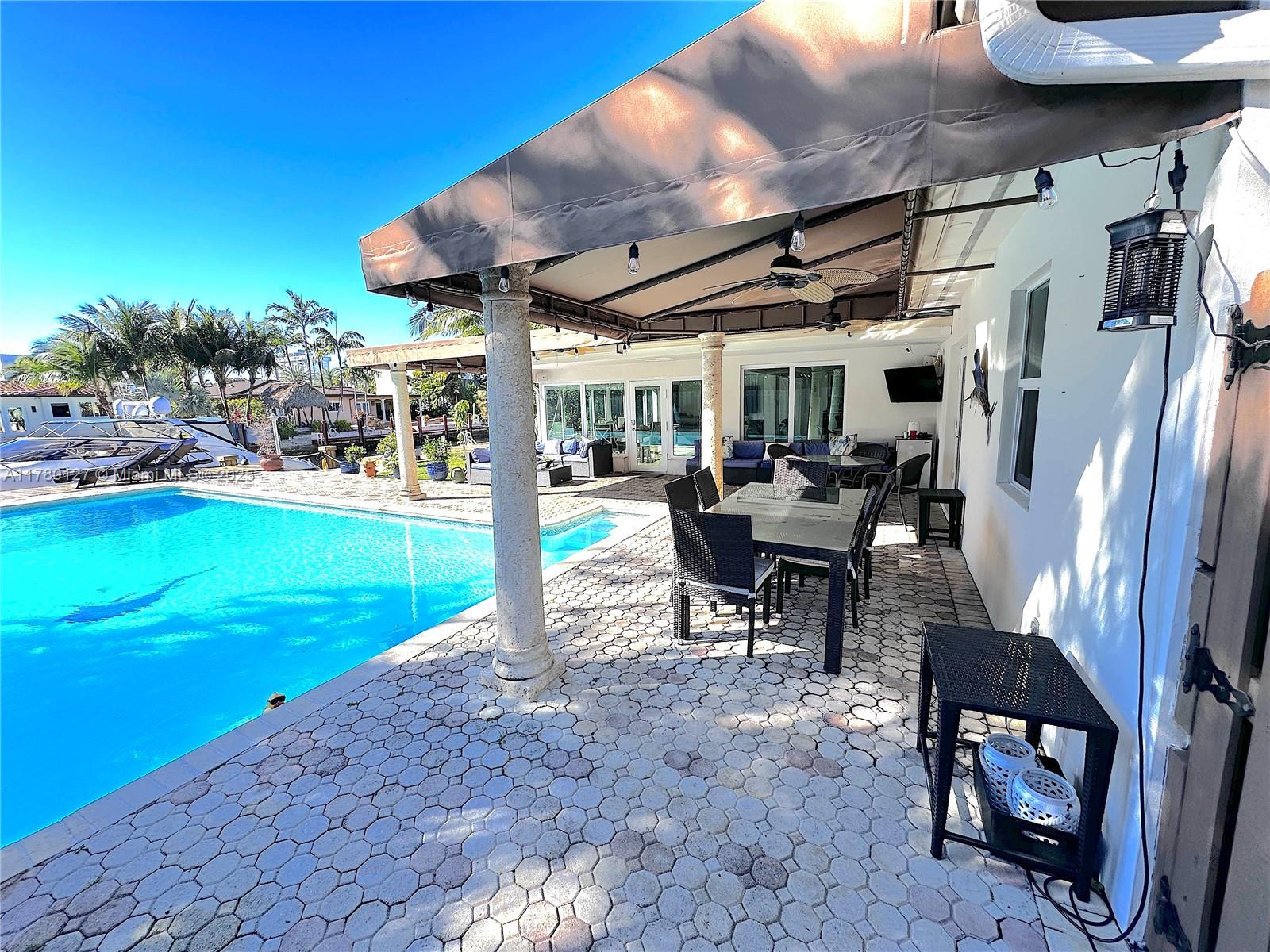 CORONADO HARBOR - Residential