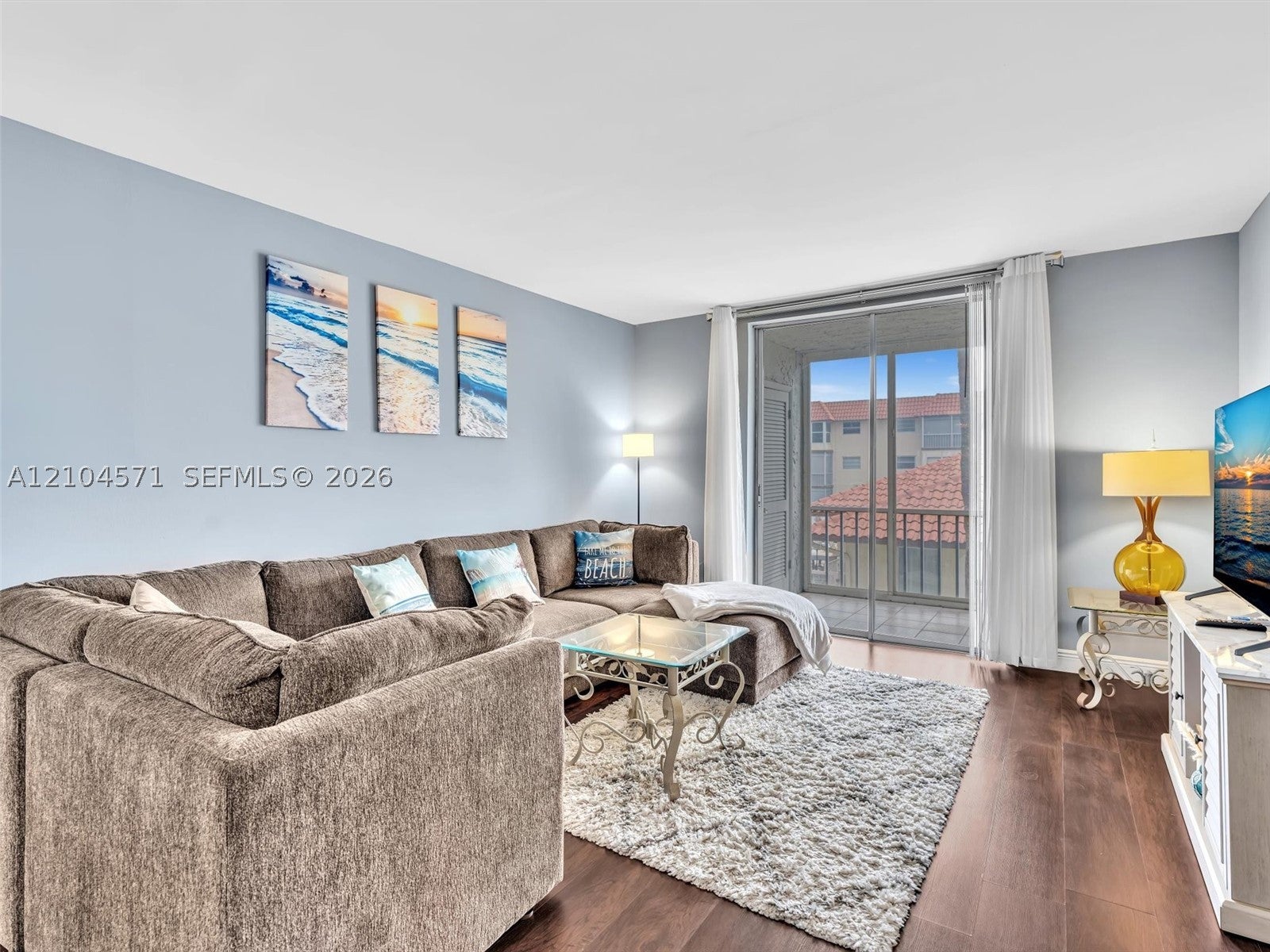 700 SE 6th Ave 201