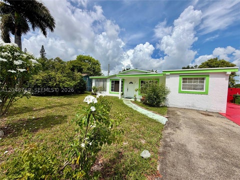 Photo of 2141 NW 26th Ave, Fort Lauderdale, FL 33311 (MLS # A12048769)