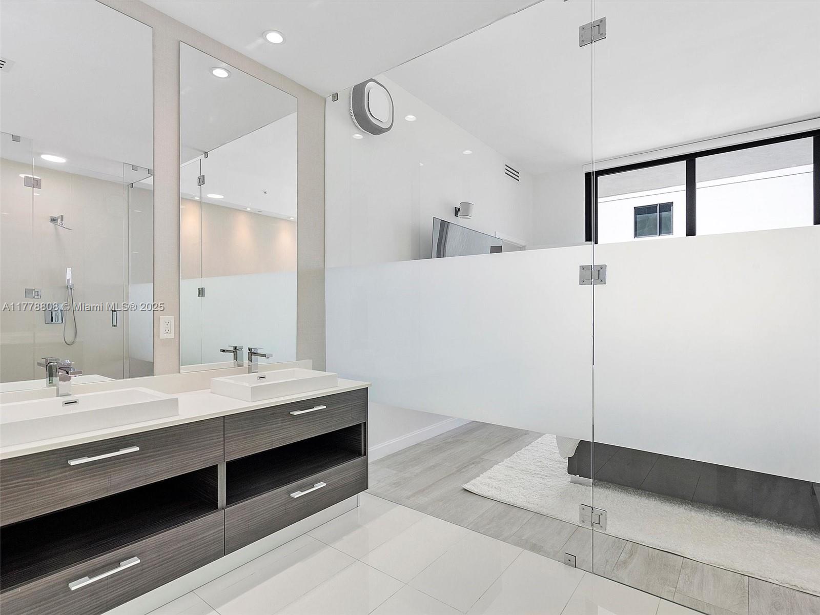 BRICKELL HEIGHTS WEST CON - Residential