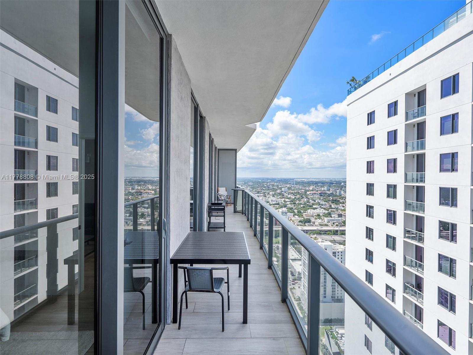BRICKELL HEIGHTS WEST CON - Residential