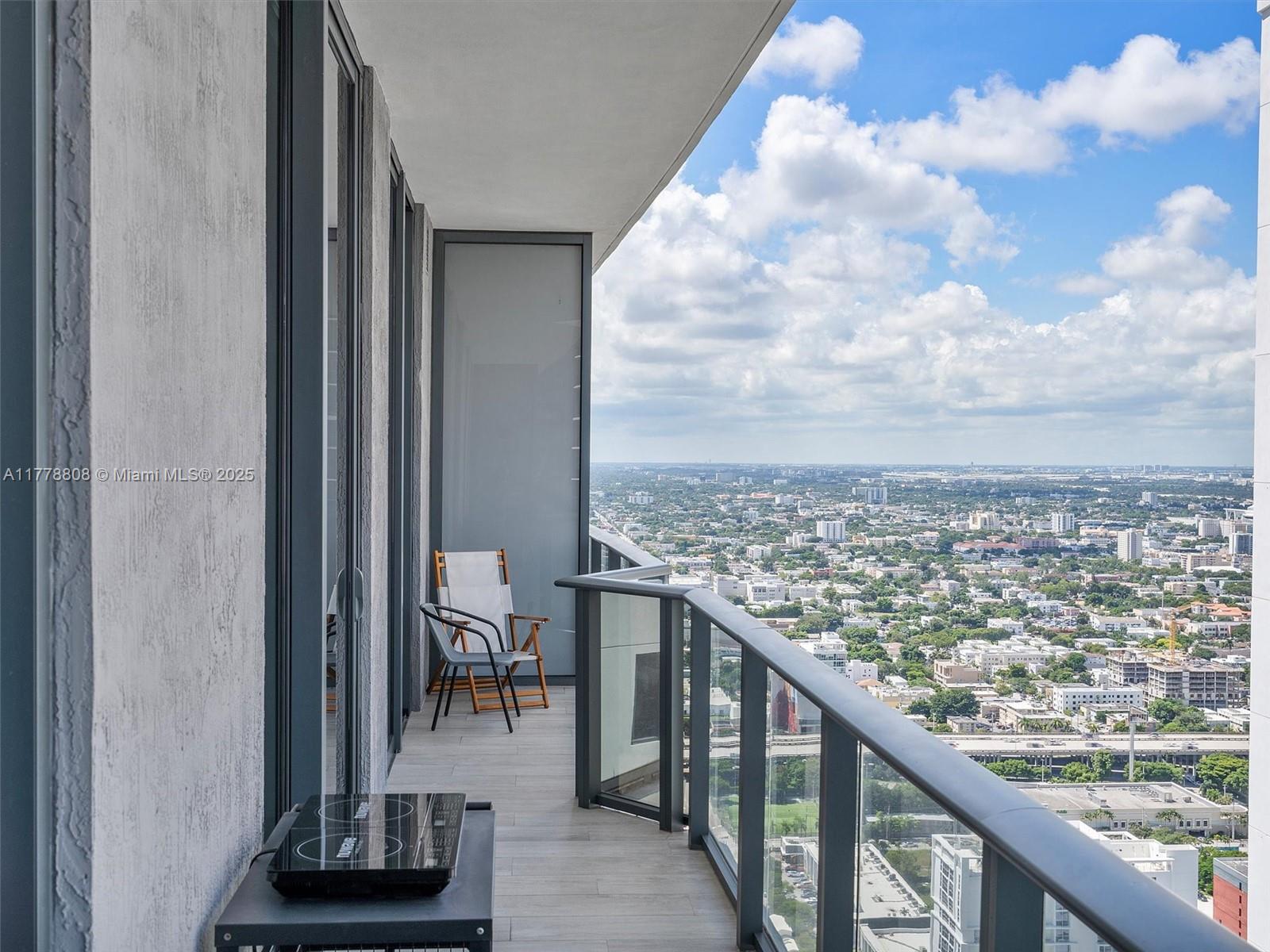 BRICKELL HEIGHTS WEST CON - Residential