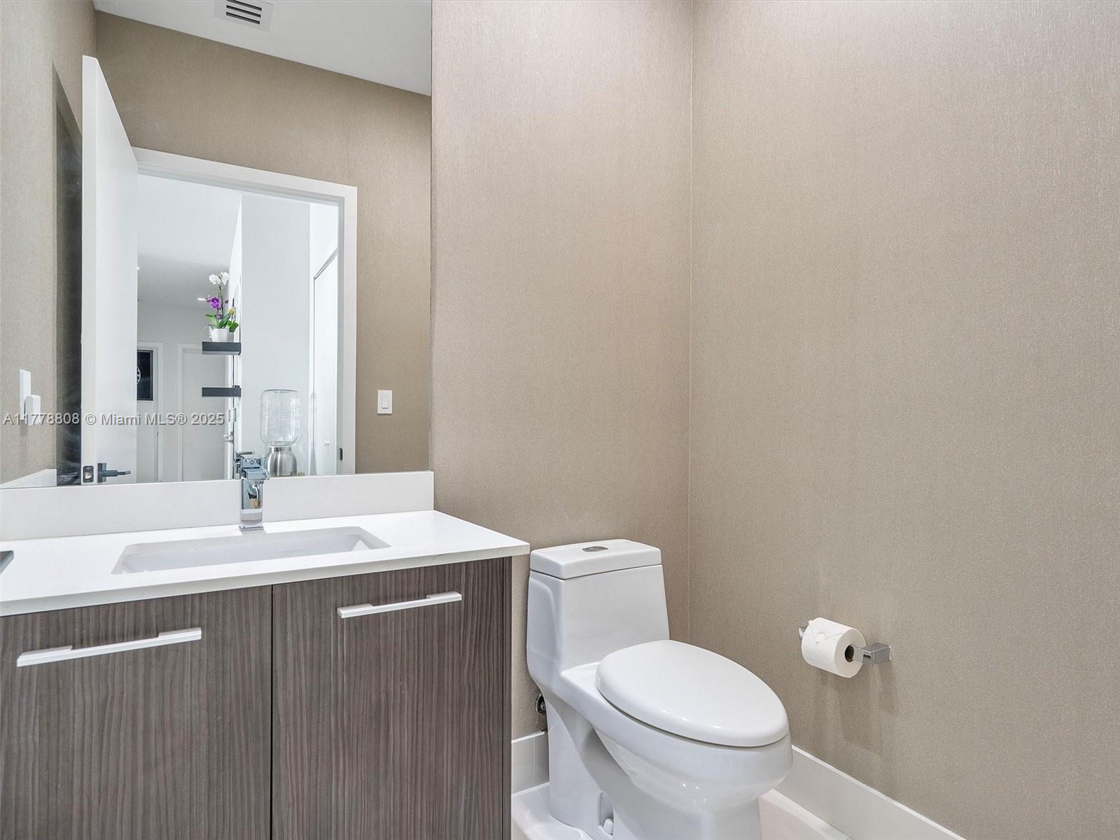 BRICKELL HEIGHTS WEST CON - Residential