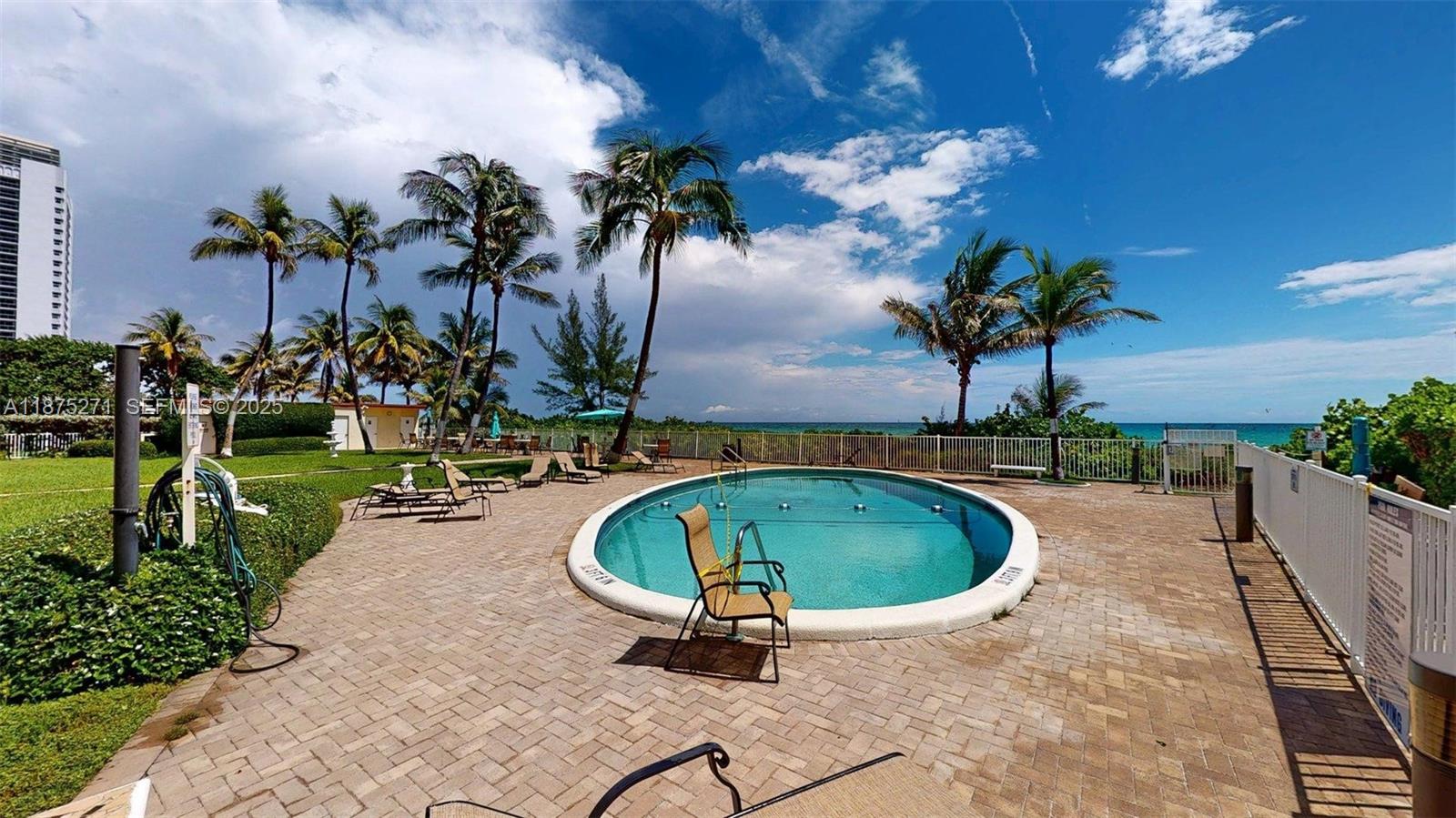 TAROMINA APTS CO-OP - Residential