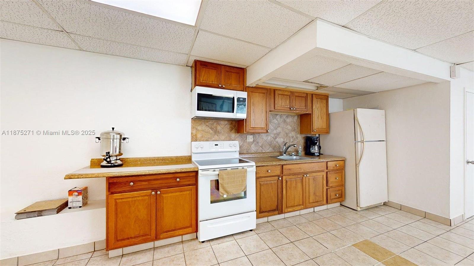 TAROMINA APTS CO-OP - Residential