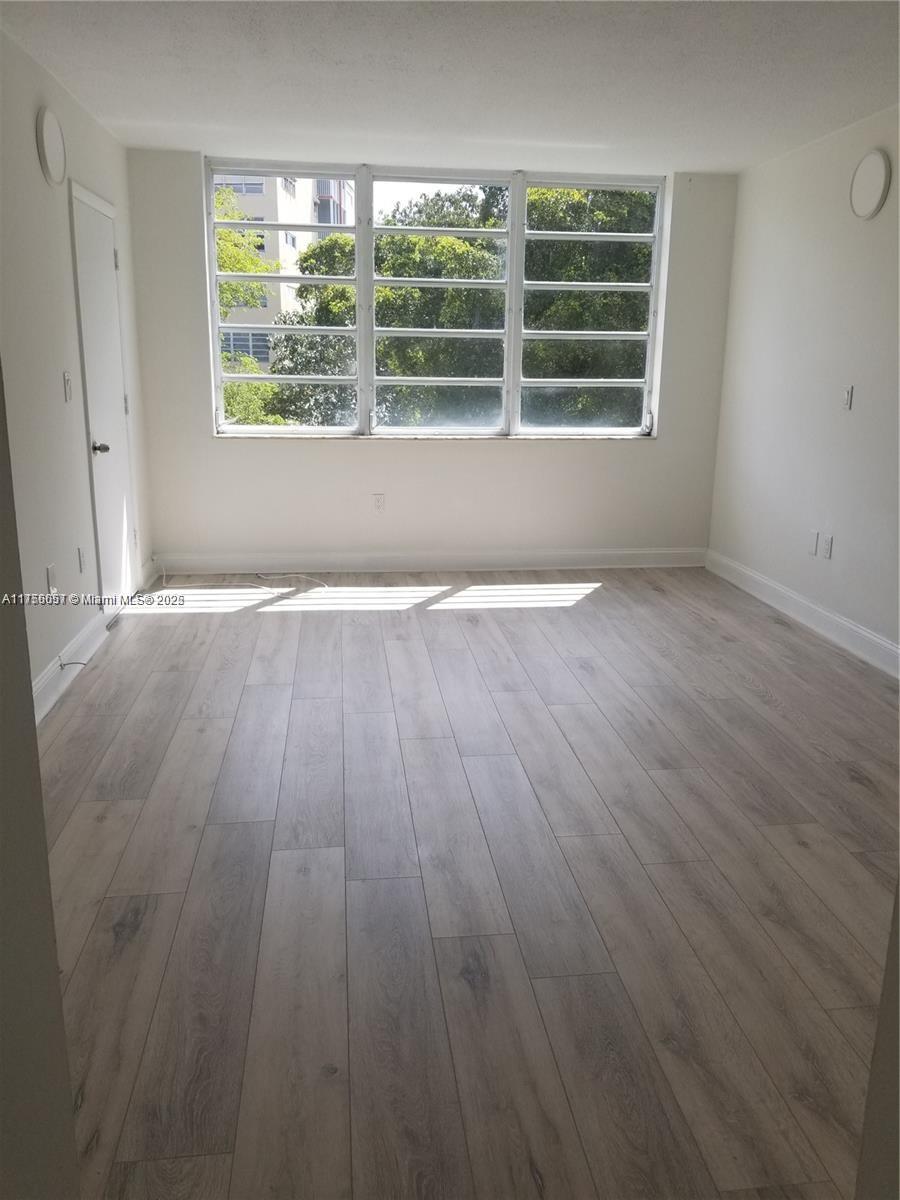 JADE WINDS GROUP ALLAMAND - Residential