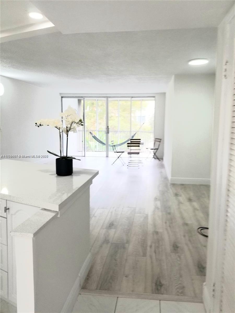 JADE WINDS GROUP ALLAMAND - Residential