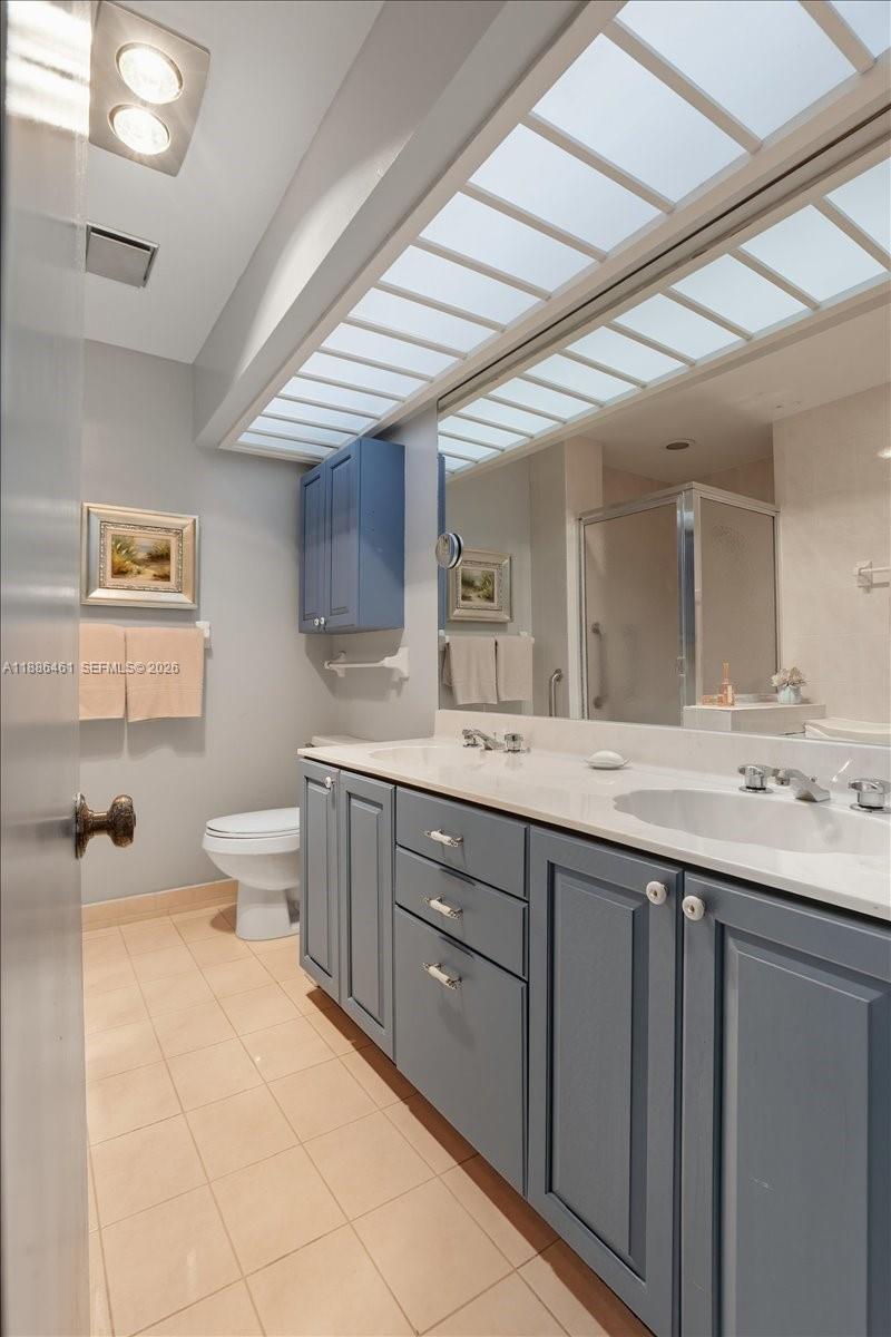 LAGO MAR EAST LODGE CONDO - Residential