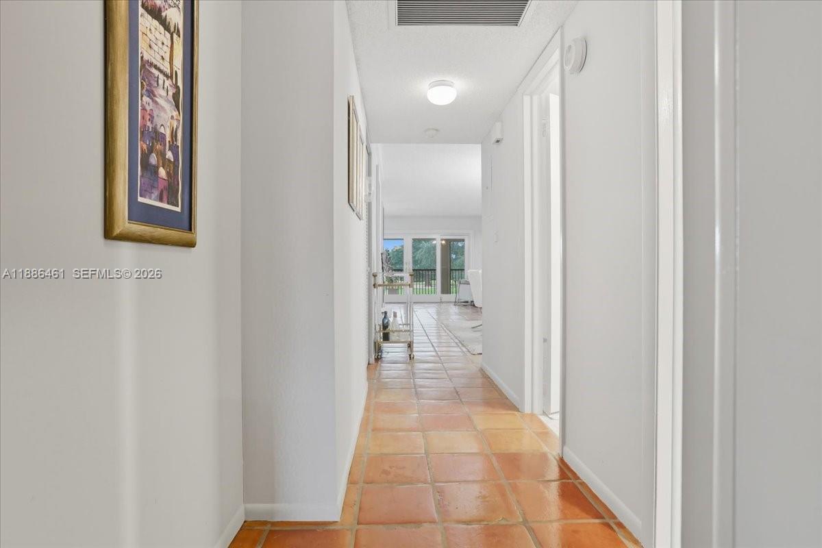 LAGO MAR EAST LODGE CONDO - Residential