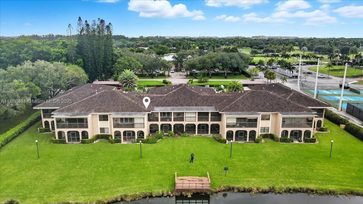 LAGO MAR EAST LODGE CONDO - Residential
