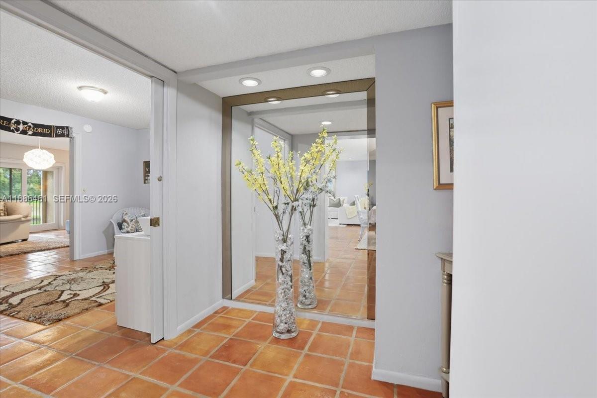 LAGO MAR EAST LODGE CONDO - Residential