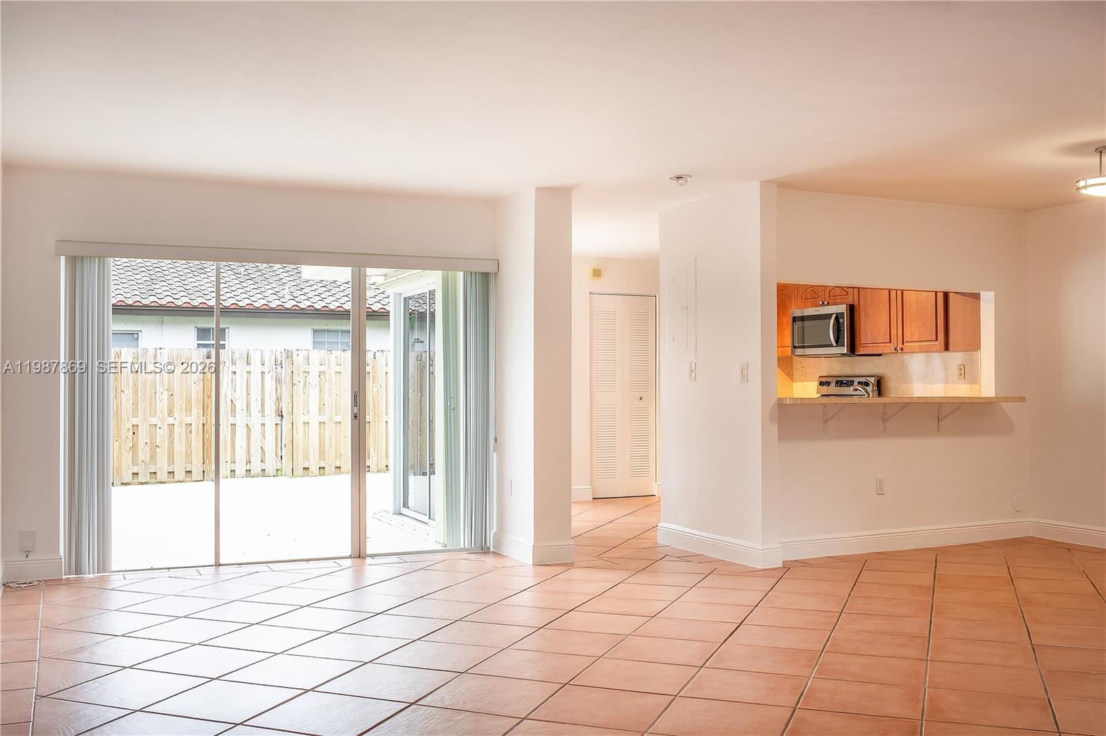 SUNSET ON THE PARK SEC 1 - Residential Lease