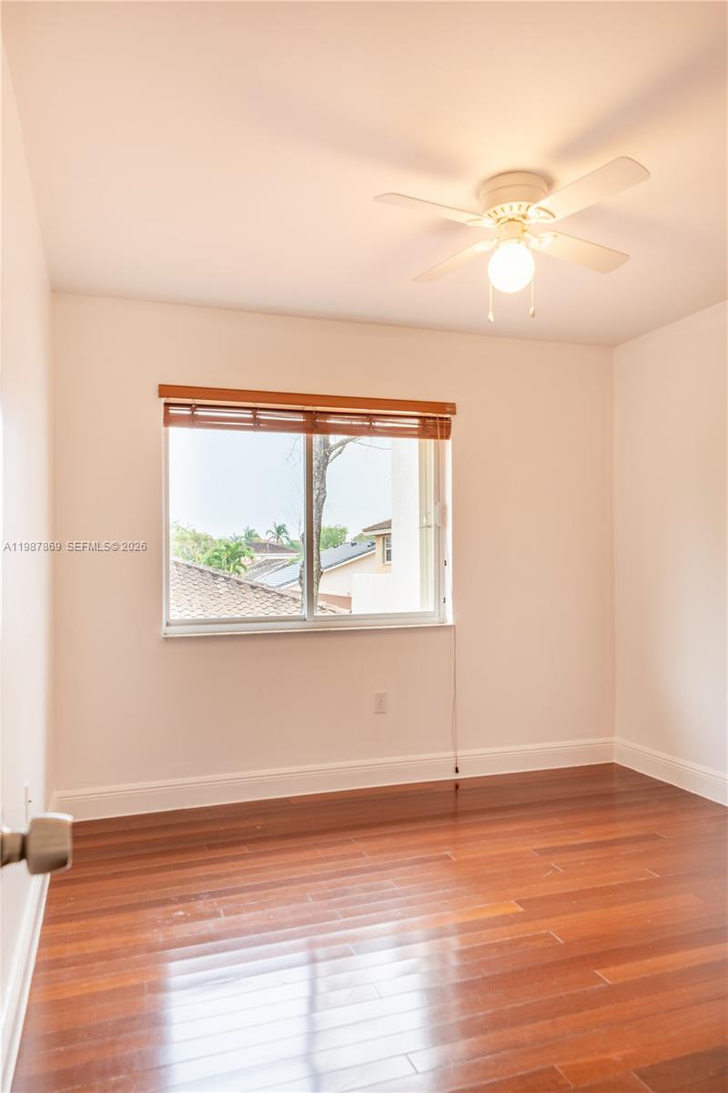 SUNSET ON THE PARK SEC 1 - Residential Lease