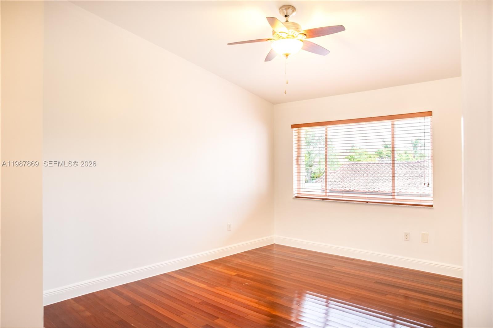 SUNSET ON THE PARK SEC 1 - Residential Lease