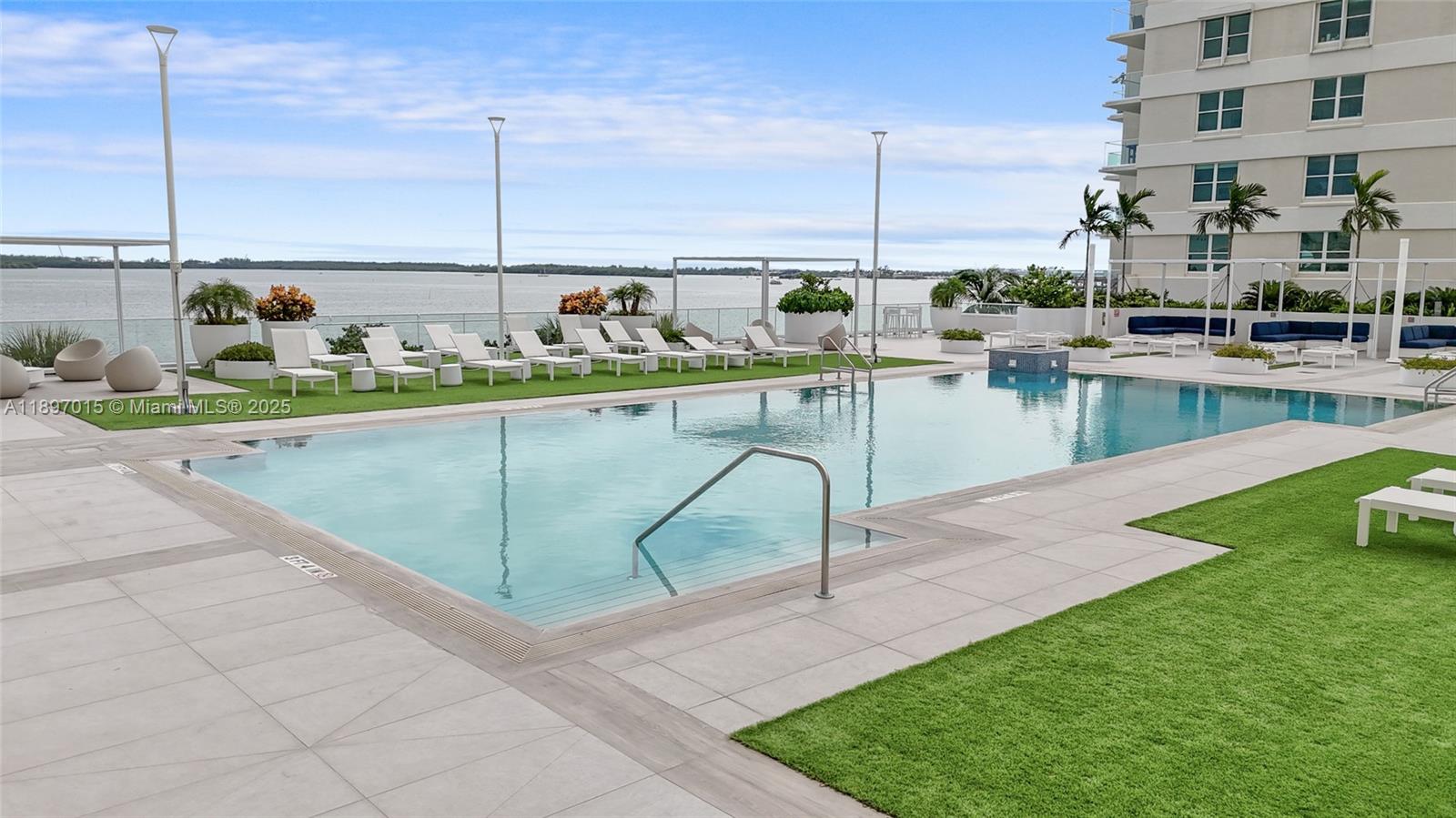 ISOLA CONDO - Residential Lease