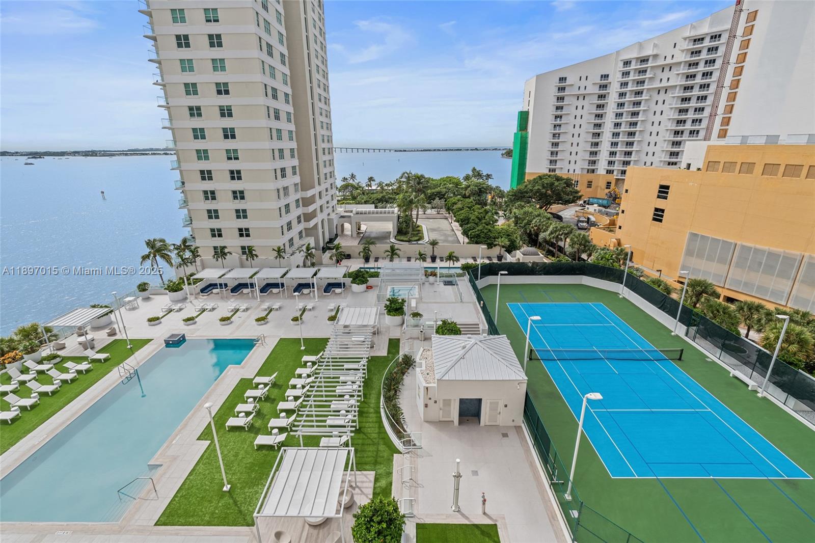 ISOLA CONDO - Residential Lease