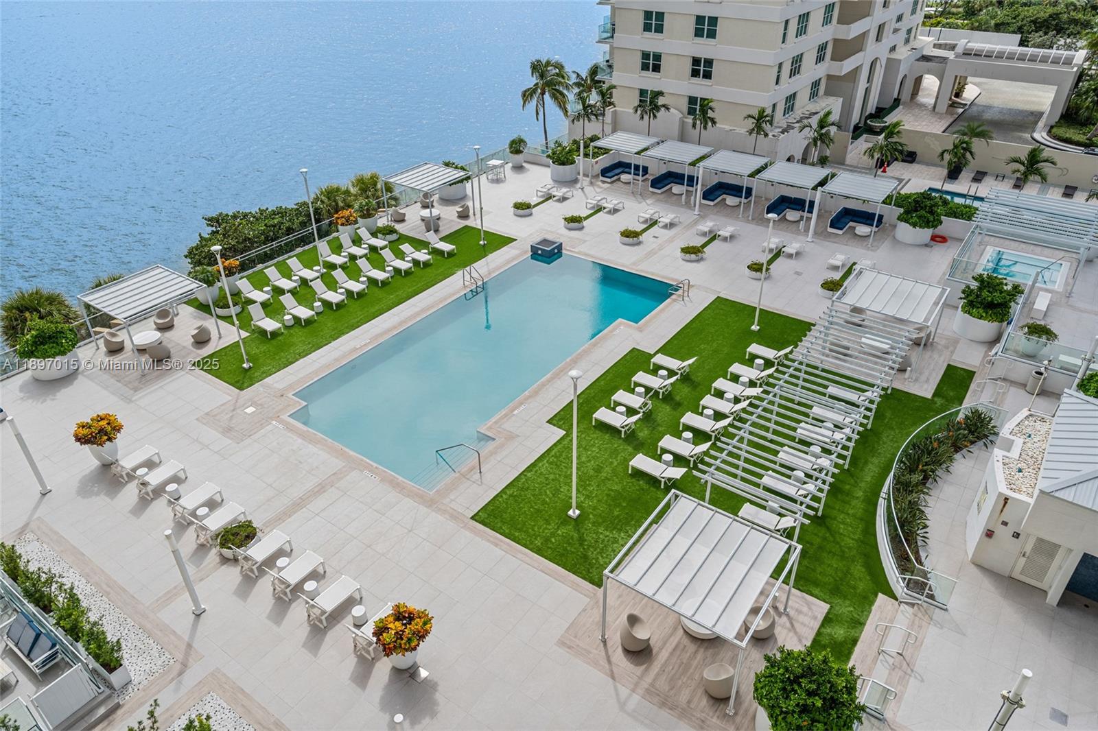 ISOLA CONDO - Residential Lease