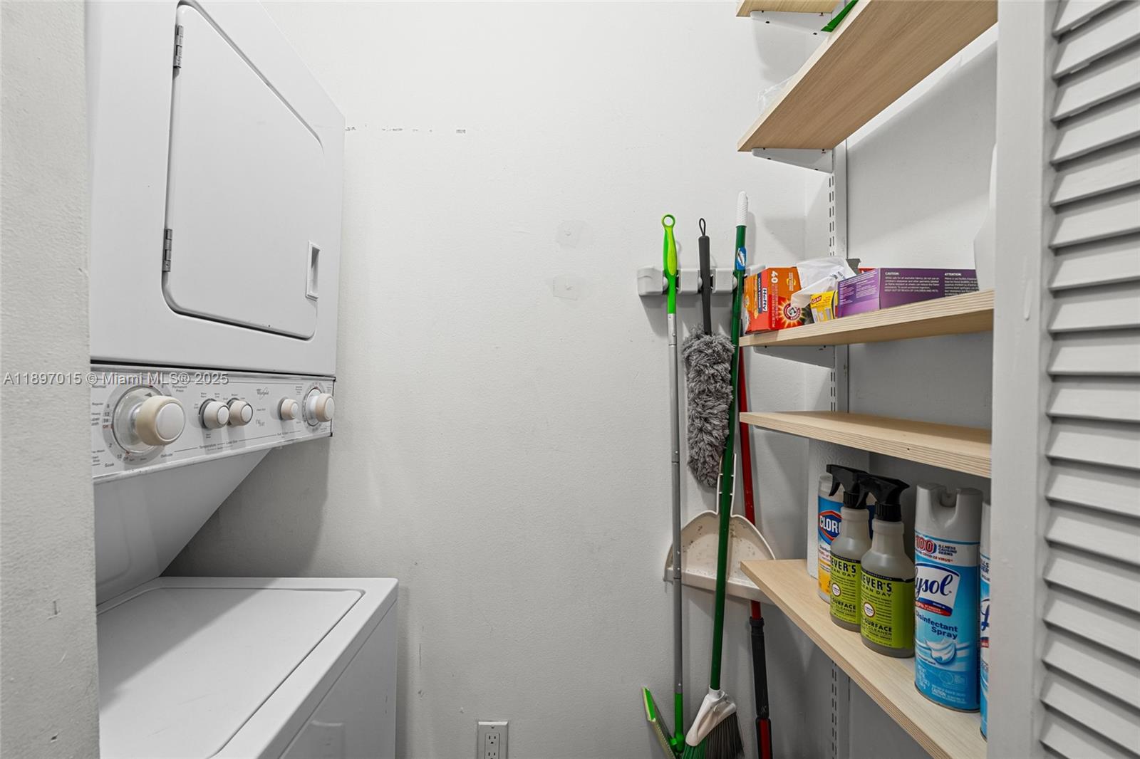 ISOLA CONDO - Residential Lease