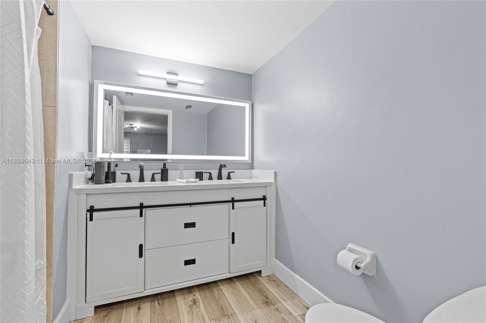 THE GREENS AT DORAL CONDO - Residential