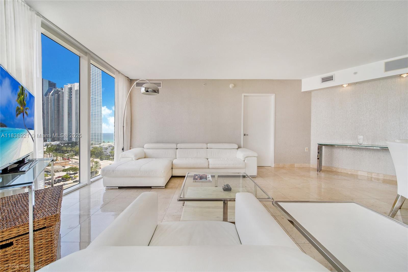 150 Sunny Isles Blvd 1-1502