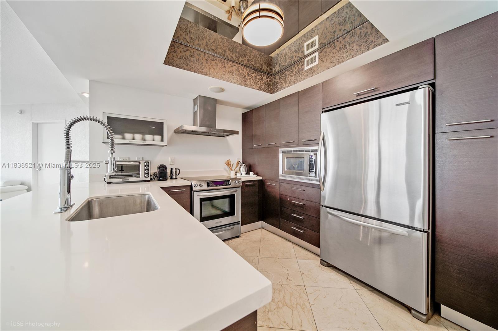 150 Sunny Isles Blvd 1-1502