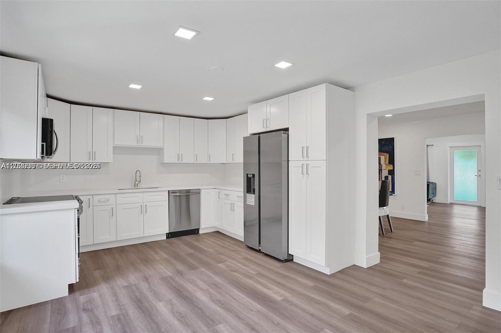 630 NE 52nd Ter 0