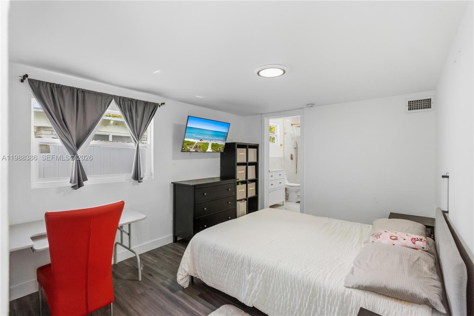 PRIMROSE PARK 2ND PL - Residential