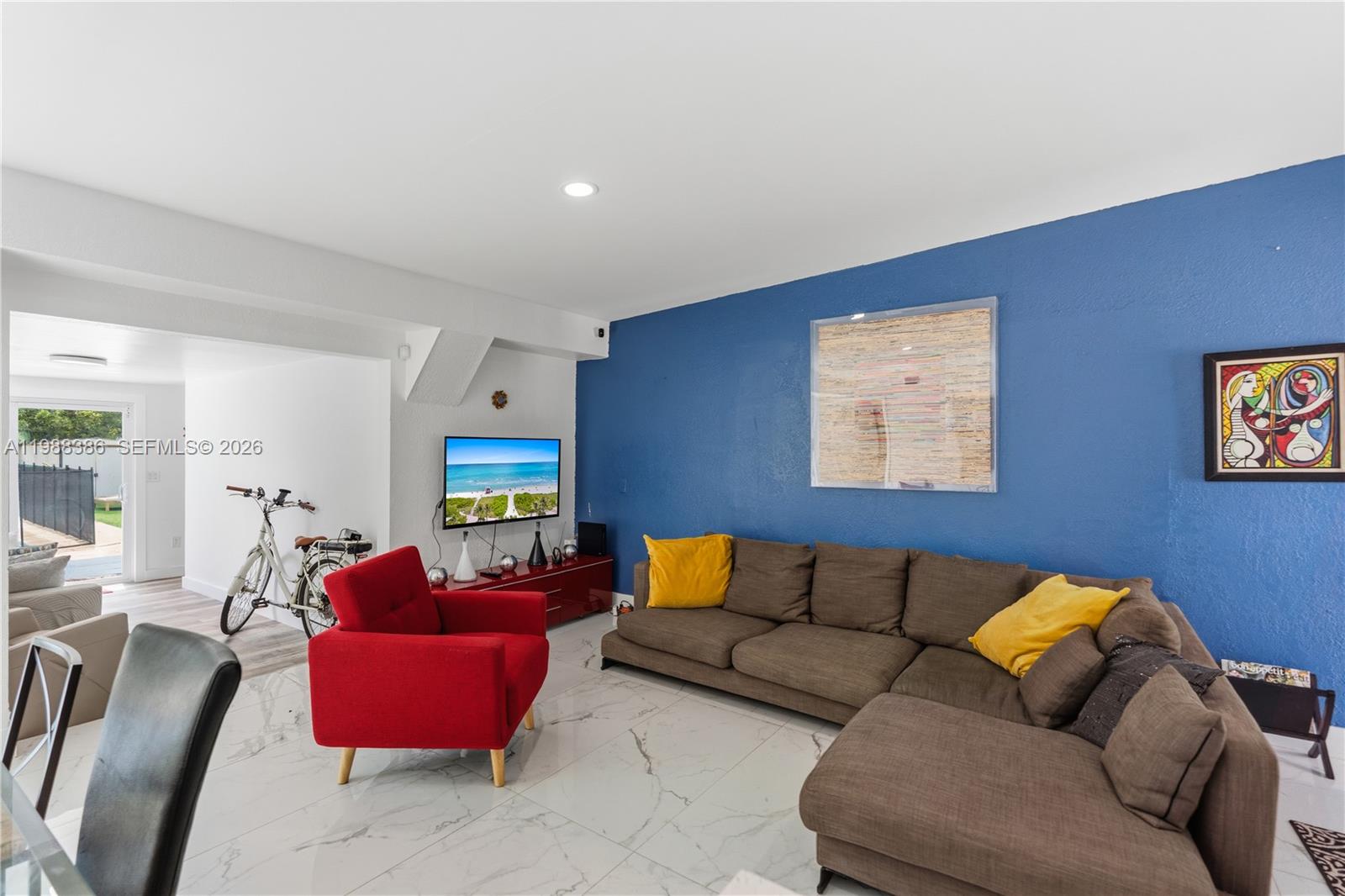 PRIMROSE PARK 2ND PL - Residential