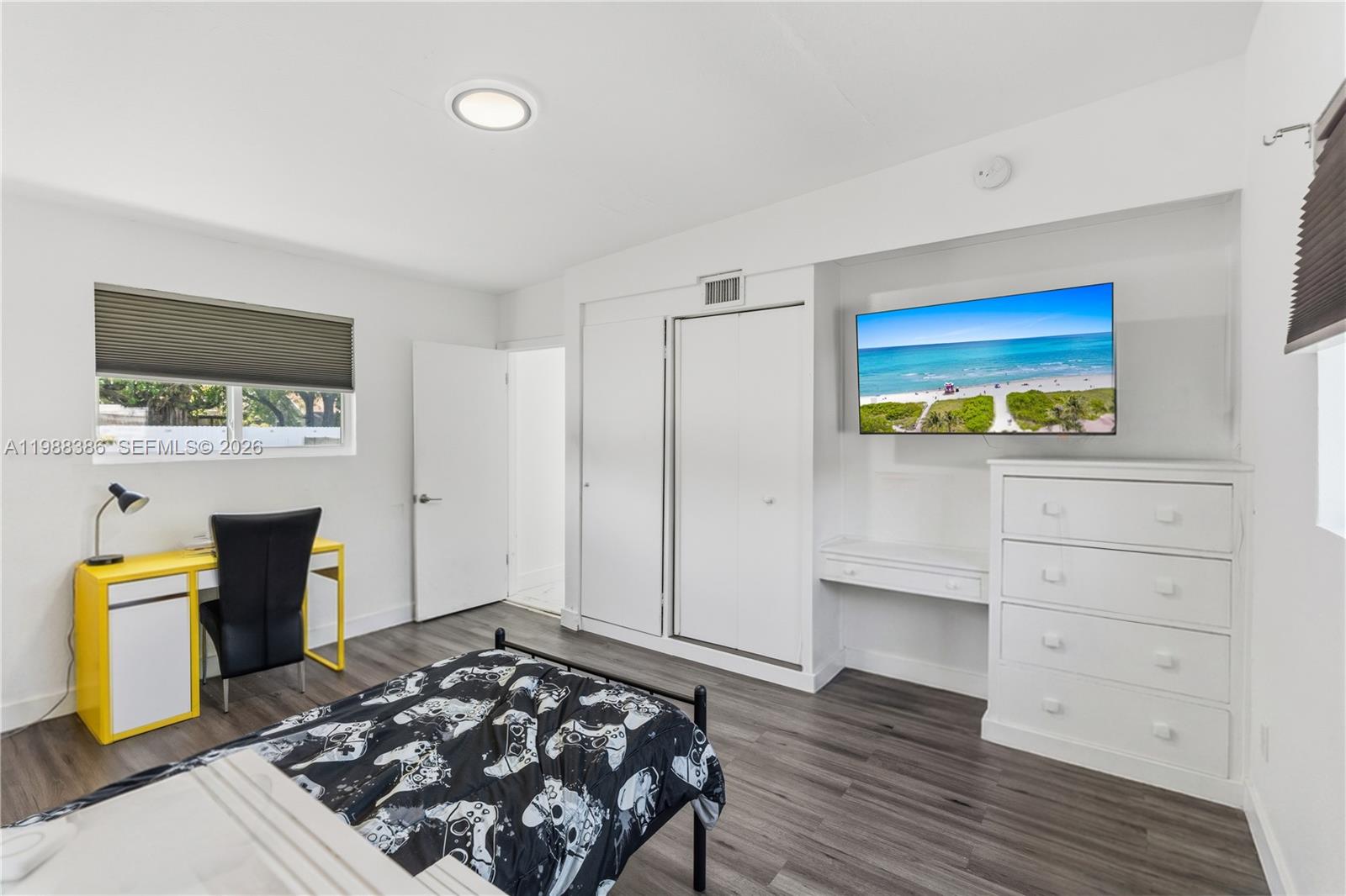 PRIMROSE PARK 2ND PL - Residential