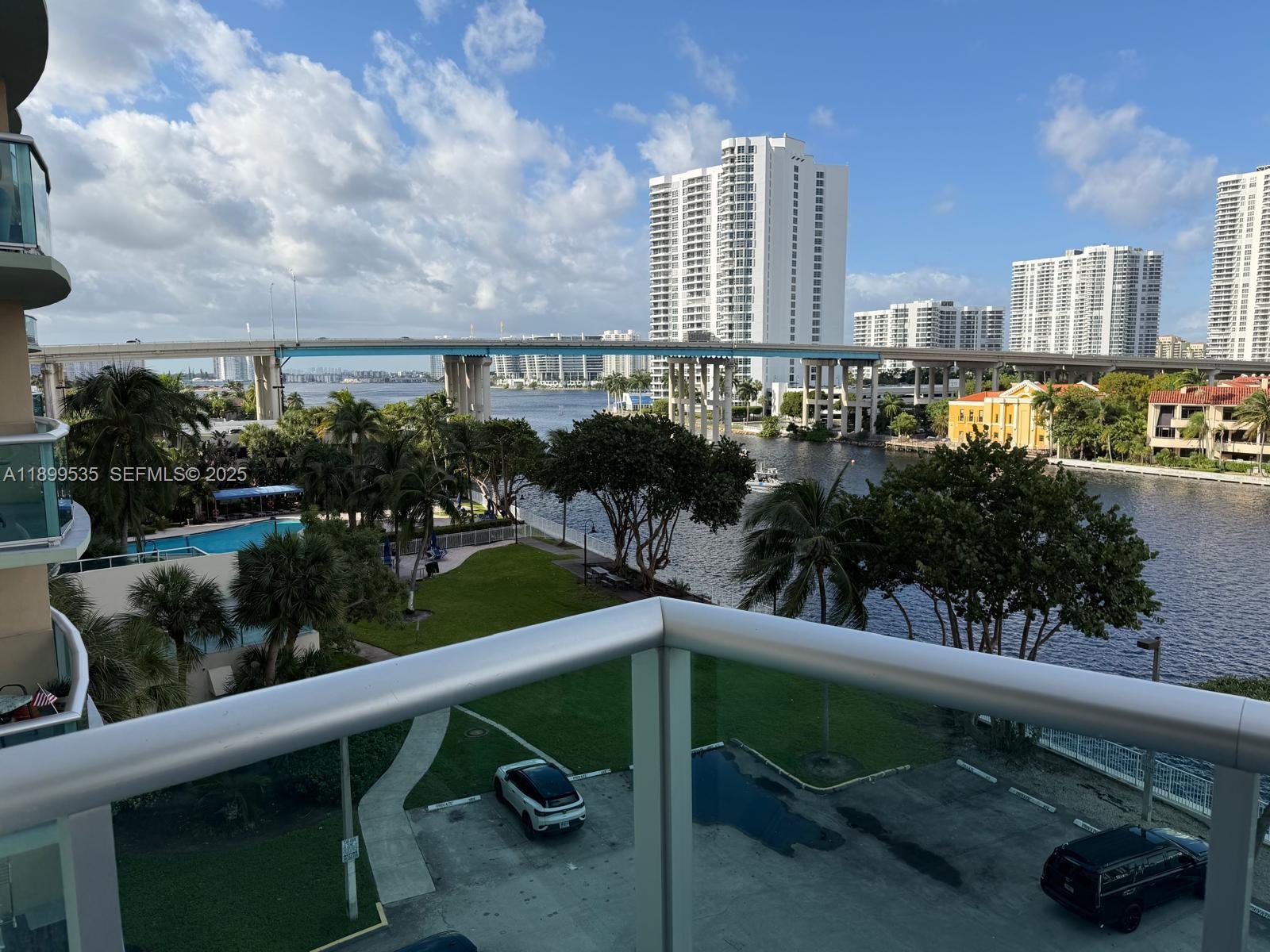 19390 Collins Ave 525