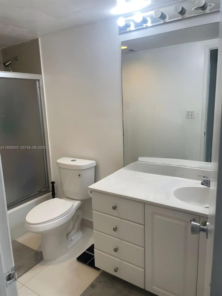 OCEANVIEW BUILDING A COND - Residential