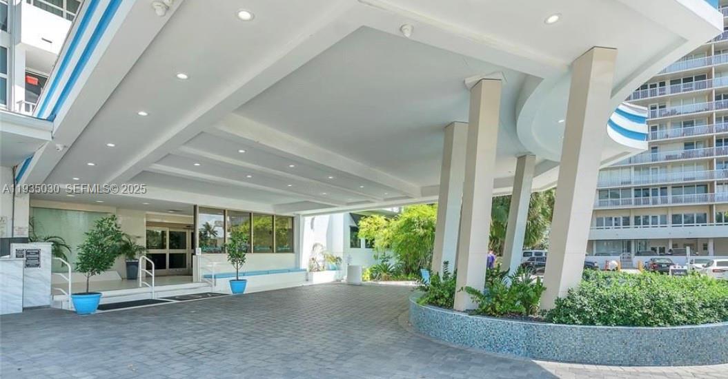 OCEAN MANOR CONDO - Residential