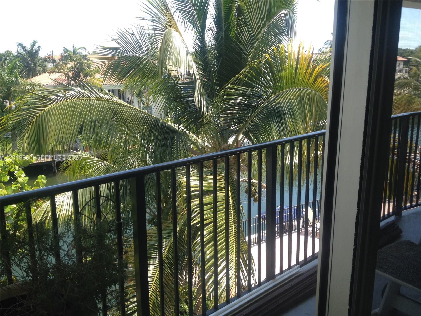 6855 Edgewater Dr 3DN - Image 1