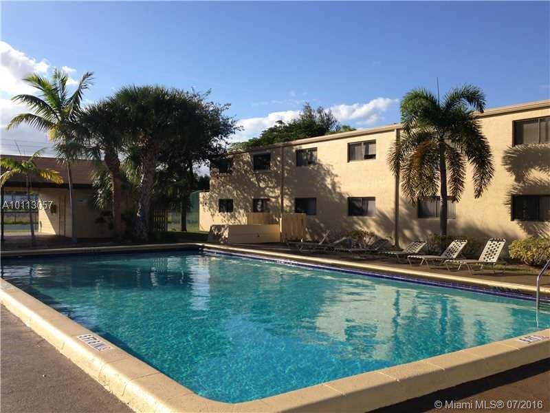 TOTAL RENOVATED, BEAUTIFUL NEW KITCHEN. ALL NEW APPLIANCES NEW APPLIANCES INCLUDING WASHER AND DRYER! EVERYTHING. MUST HAVE CREDIT SCORE ABOVE 600