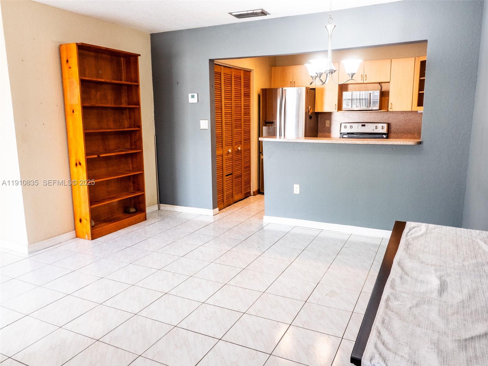 13241 SW 17th Ln 23-4