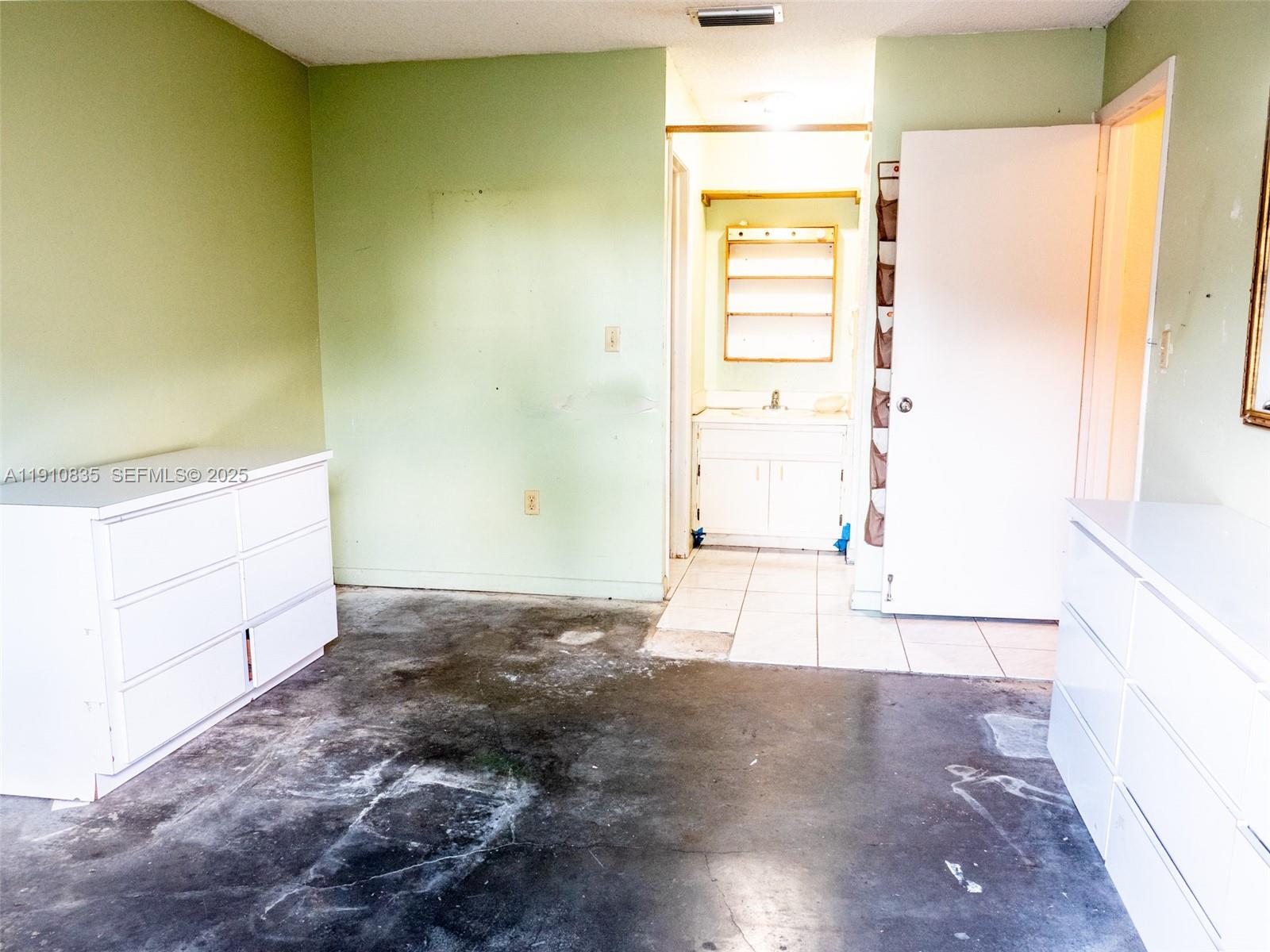 PLAYA LAGO CONDO PH II - Residential