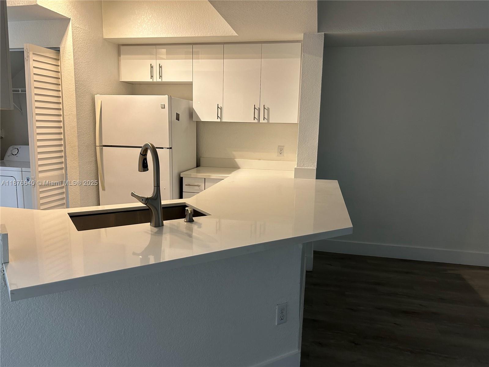 VILLAS DE TUSCANY CONDO - Residential